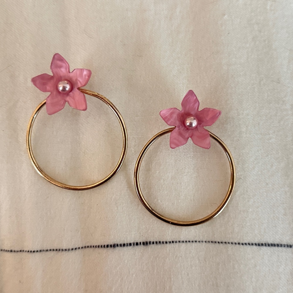 Floral hoop earrings